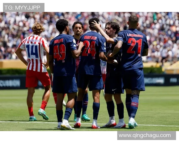 西甲激战曼联大胜巴黎圣日耳曼神奇扑救成比赛转折点解析