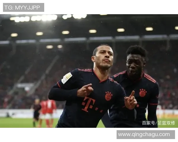 欧联杯精彩对决尤文图斯与拜仁战成平局引发全场热议