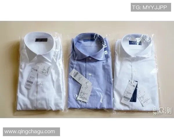 姚明明裤子引发的时尚潮流探讨与年轻人穿搭风格的变化分析