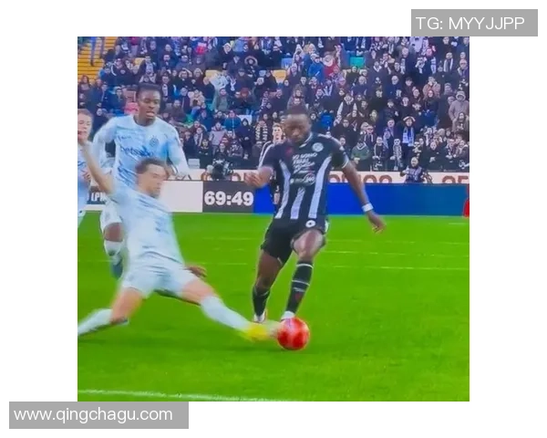 中超精彩对决曼城逆转国米乌龙球引发争议判罚引爆全场气氛