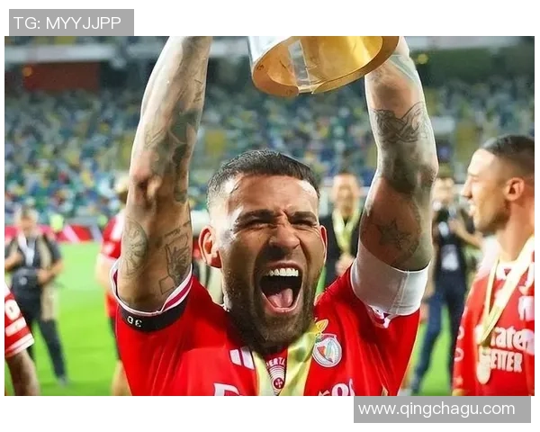 世界杯精彩对决本菲卡逆转阿森纳帽子戏法引爆全场战术分析